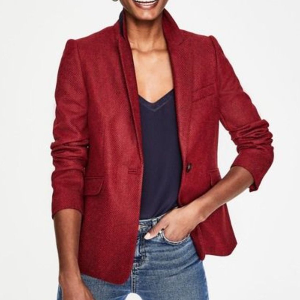 Boden Bath British red herringbone tweed blazer, Size 6P.